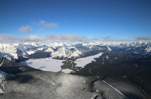 The Upper Kananaskis Lake on the left and Lower Kananaskis Lake
the right.