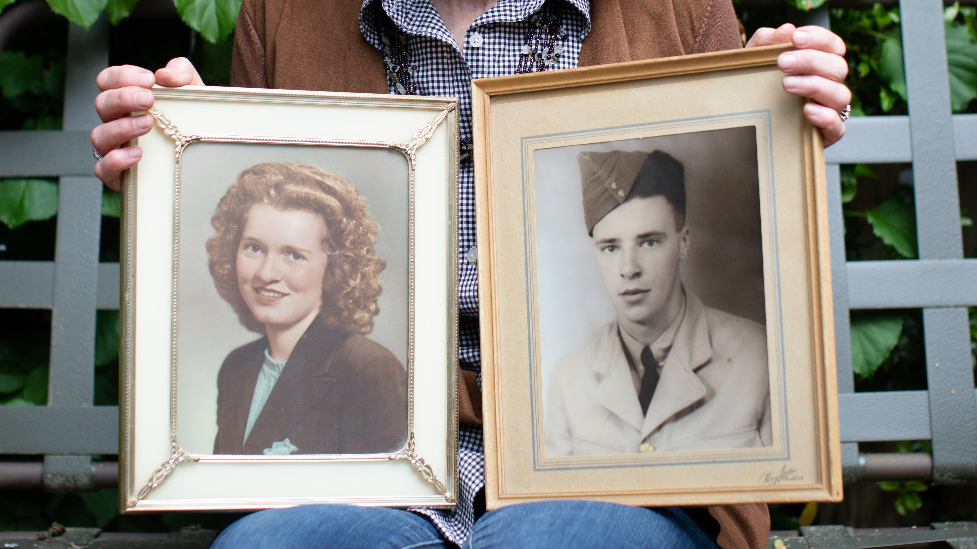 Juanita and Howard Robinson met shortly after the Second World War and were married in 1951. The couple passed away from COVID-19 within hours of each other in a North Vancouver care home in April 2020. (Maggie MacPherson)