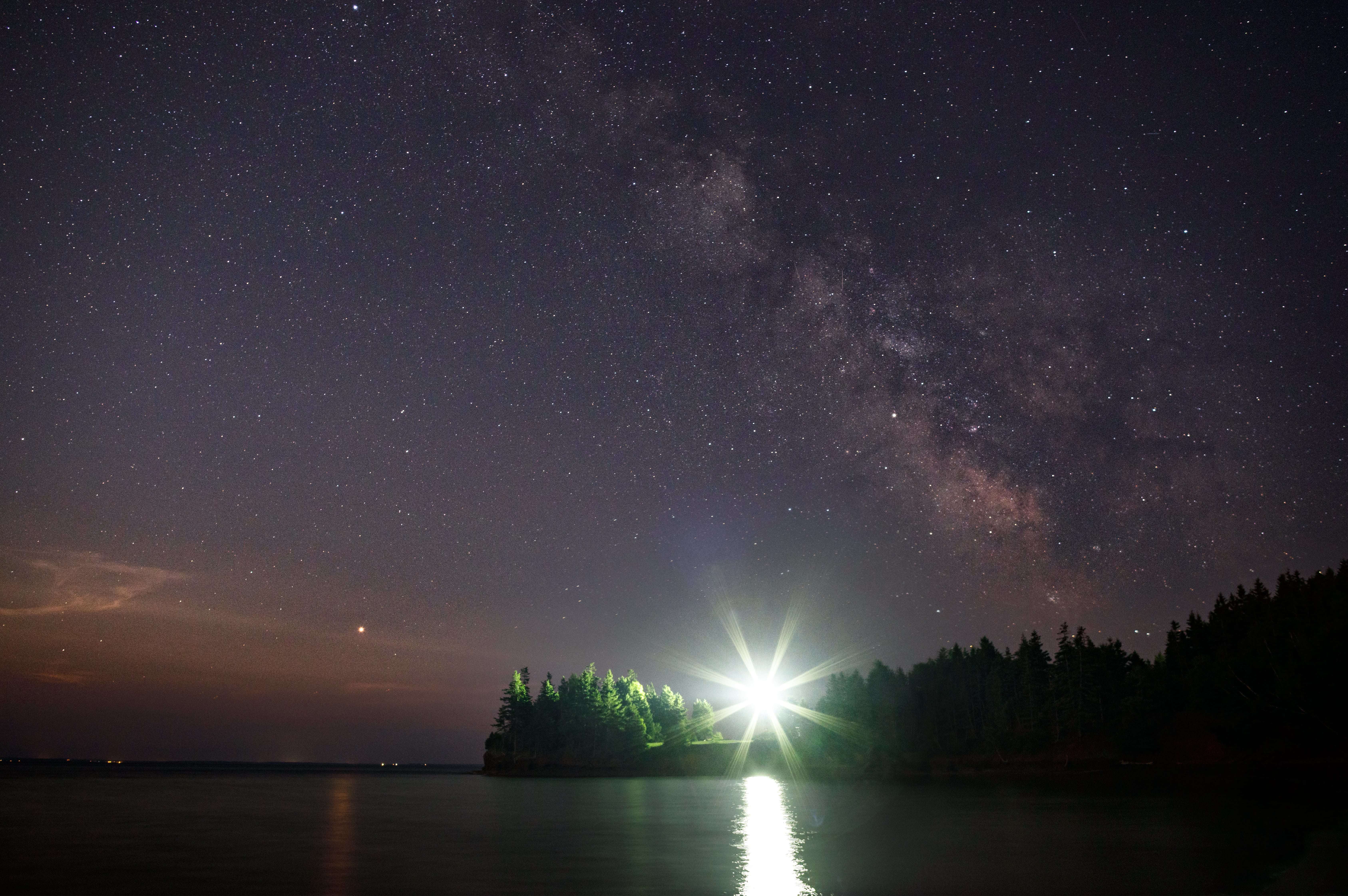 Marking the entrance to the Charlottetown Harbour, the Milky Way passes over the Blockhouse Lighthouse. (Stephen DesRoches)