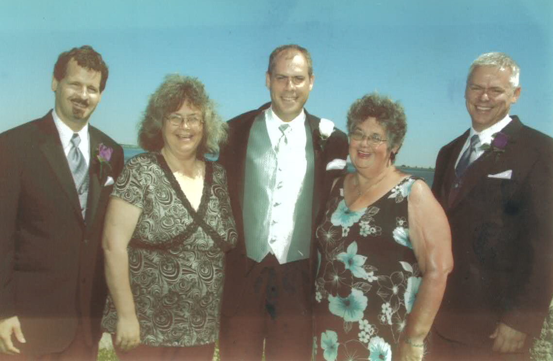  Above all, Brenda loved her siblings. From left to right: Brian, Nancy Tracey, Bruce, Brenda and Robbie. (Submitted by Robbie Curwin)