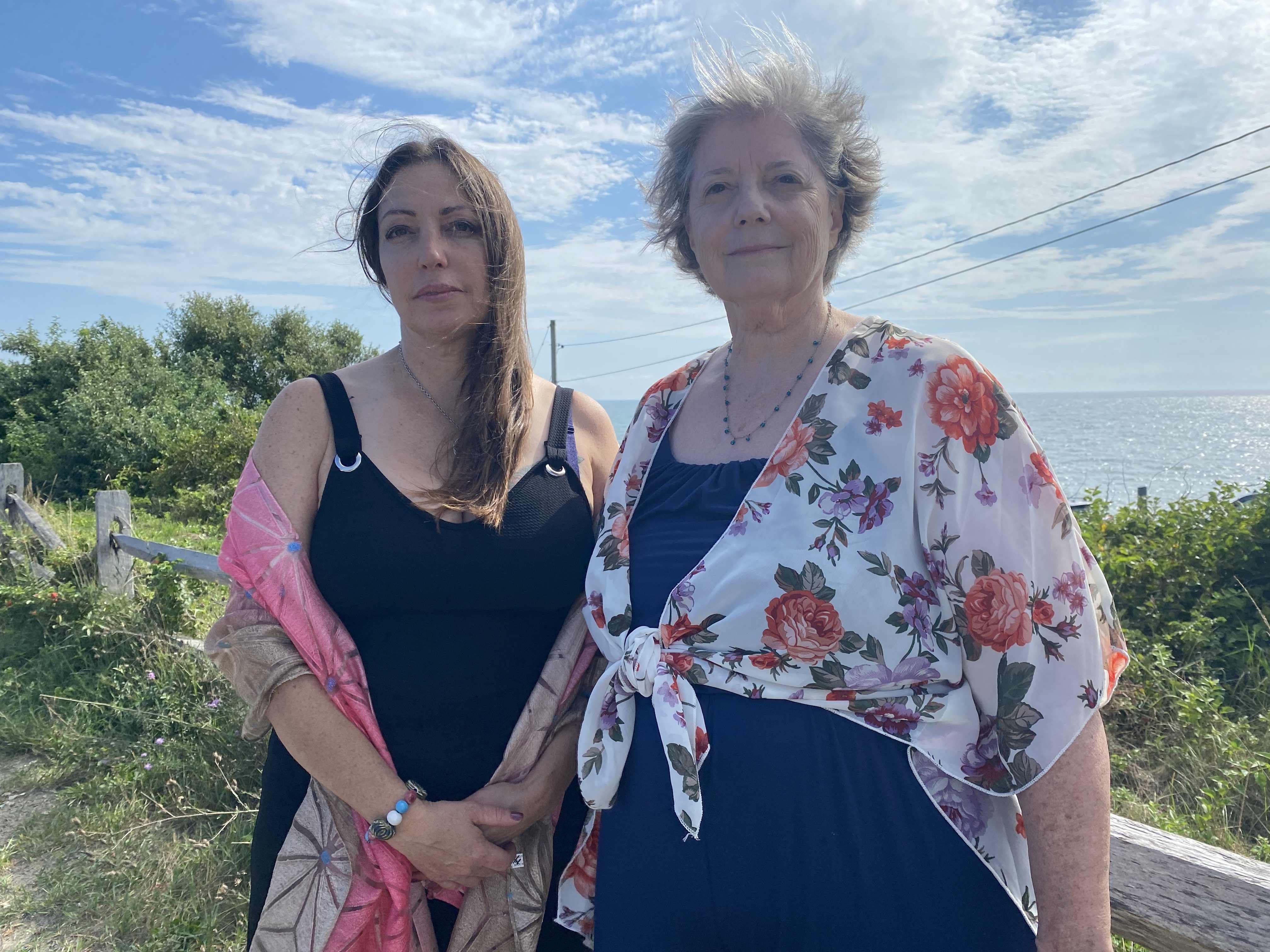 Carrie Buddington, right, and her daughter, Ruth Buddington, are outspoken critics and former members of the Community of Jesus. (Timothy Sawa/CBC)