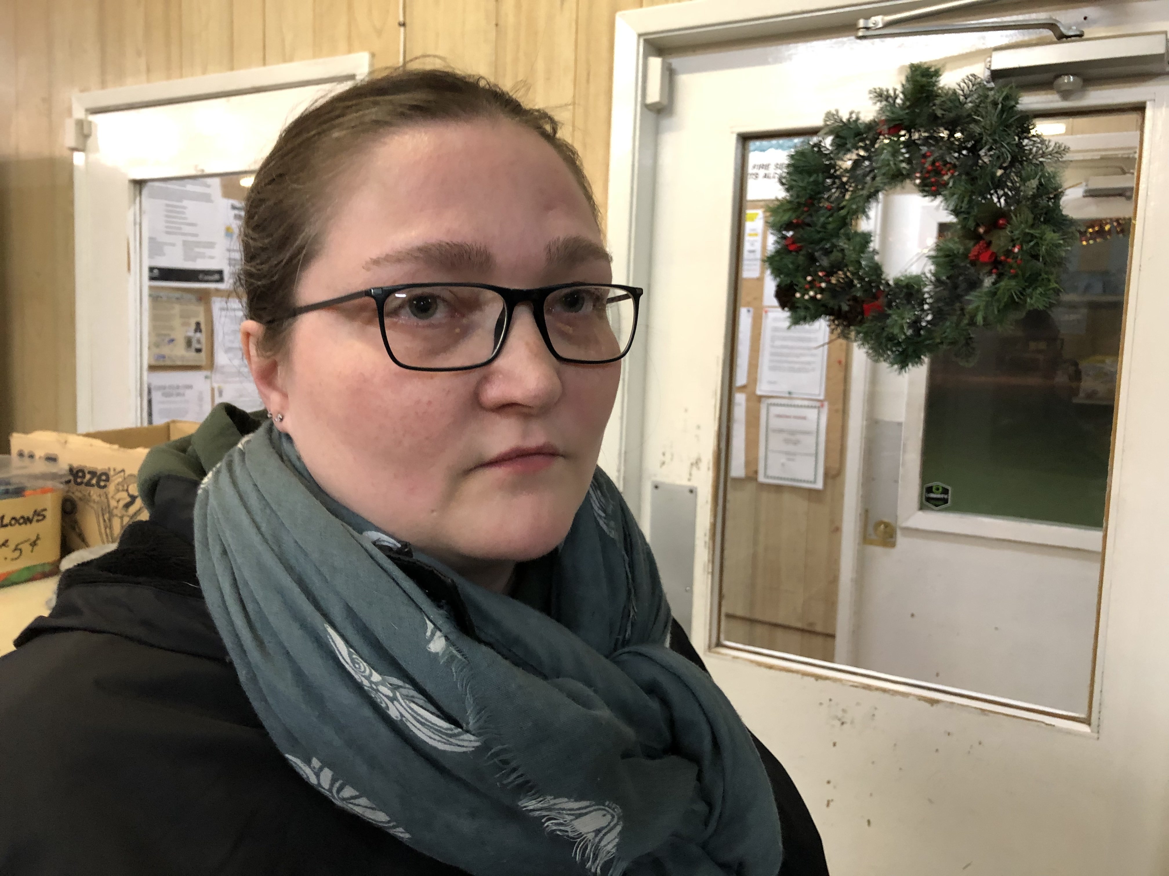 Violet Lafferty works at the grocery store and would often give Vachon food. (Marc Winkler/CBC)