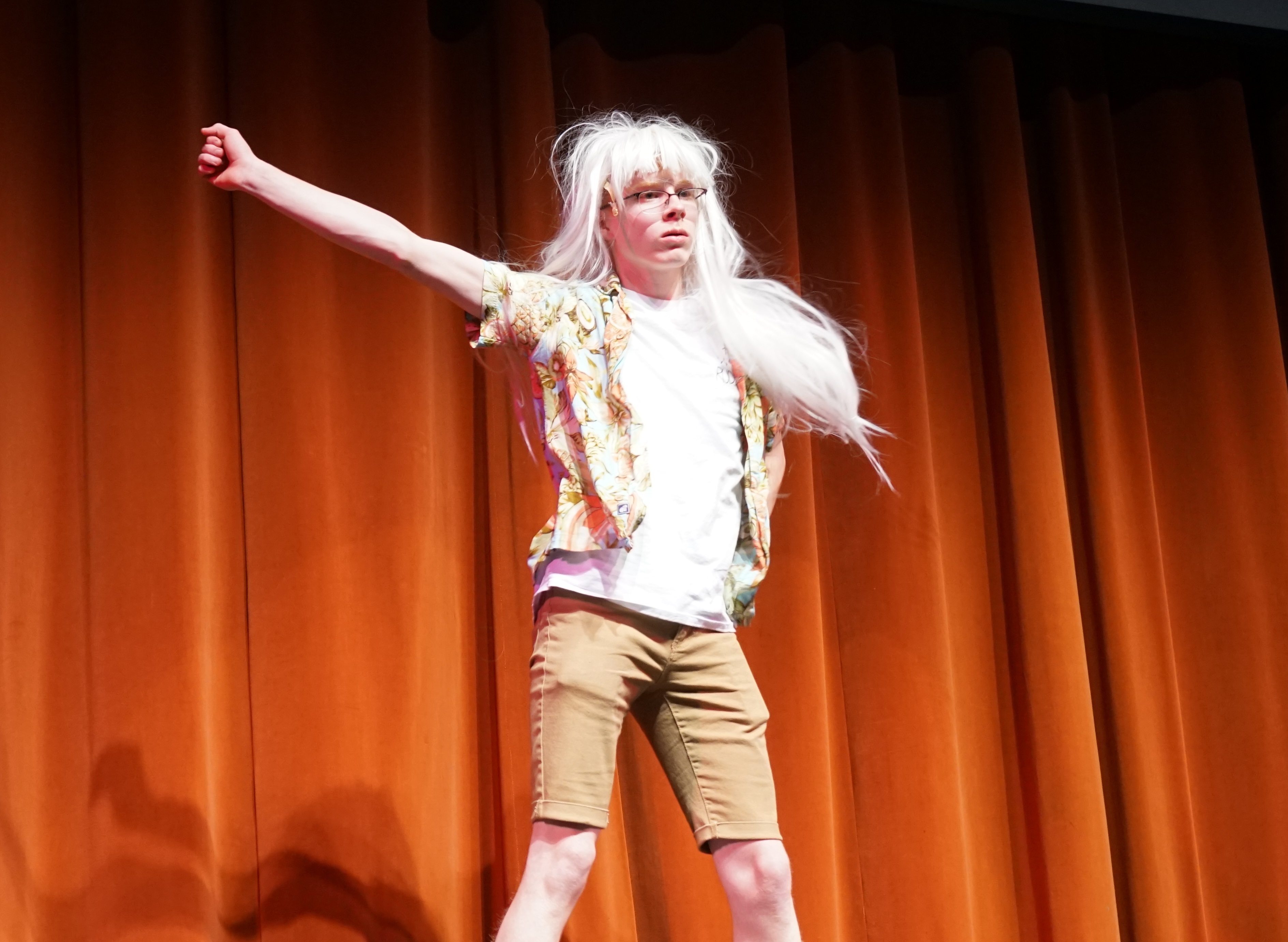 Xander Morris, 15, performs in a lip syncing competition for members of the audience at Alyssa Edwards’s show. (Emma Davie/CBC)