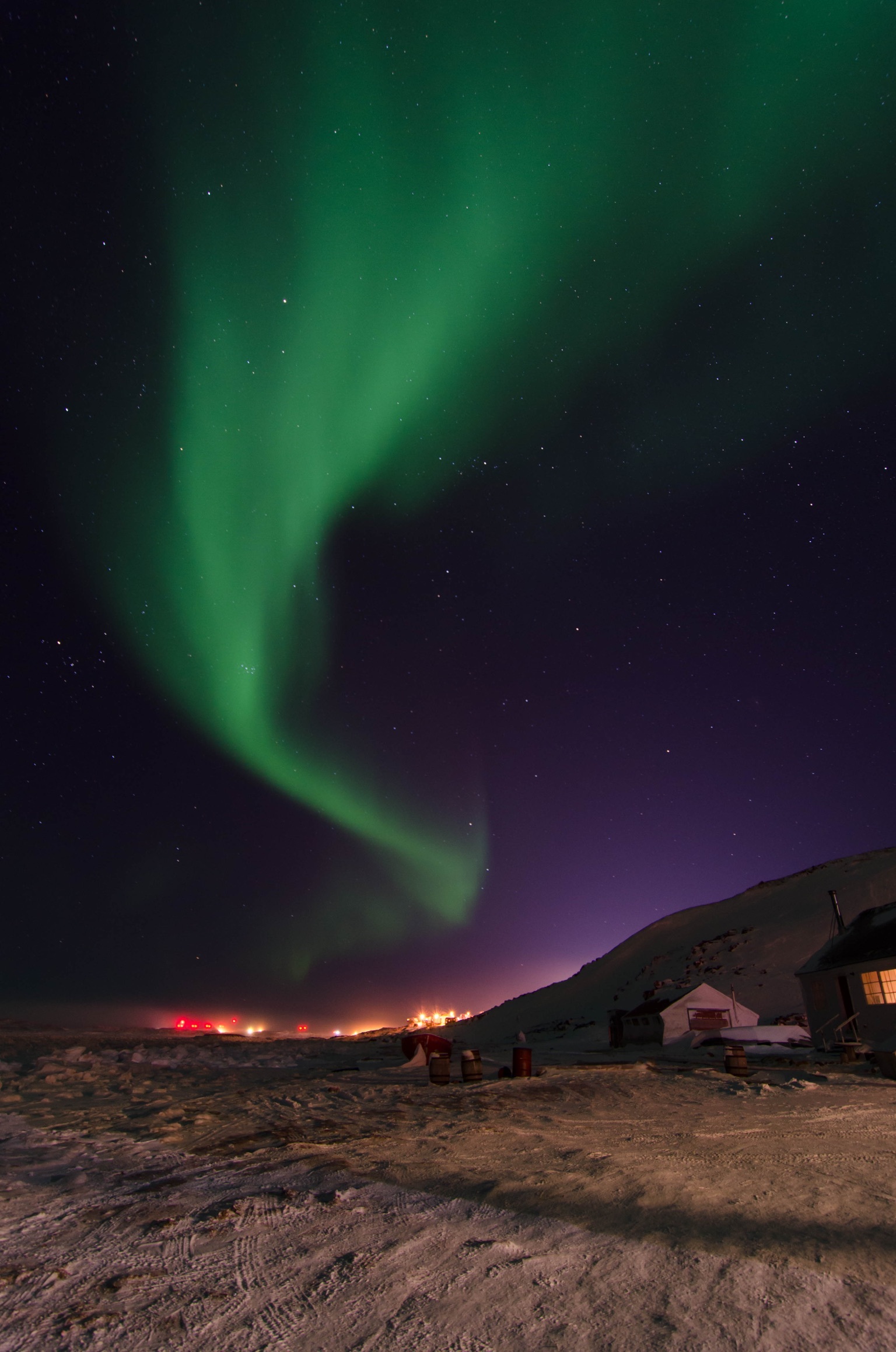 The aurora borealis over Iqaluit. (David Gunn/CBC)