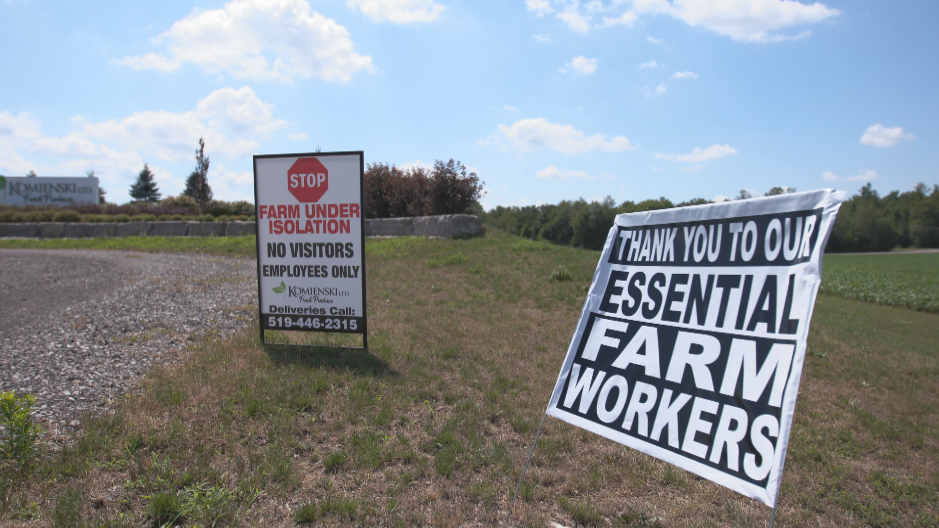 Workers at this Norfolk County farm were told not to leave the premises and threatened with termination and a $1-million fine if they did. (Andy Hincenbergs/CBC)