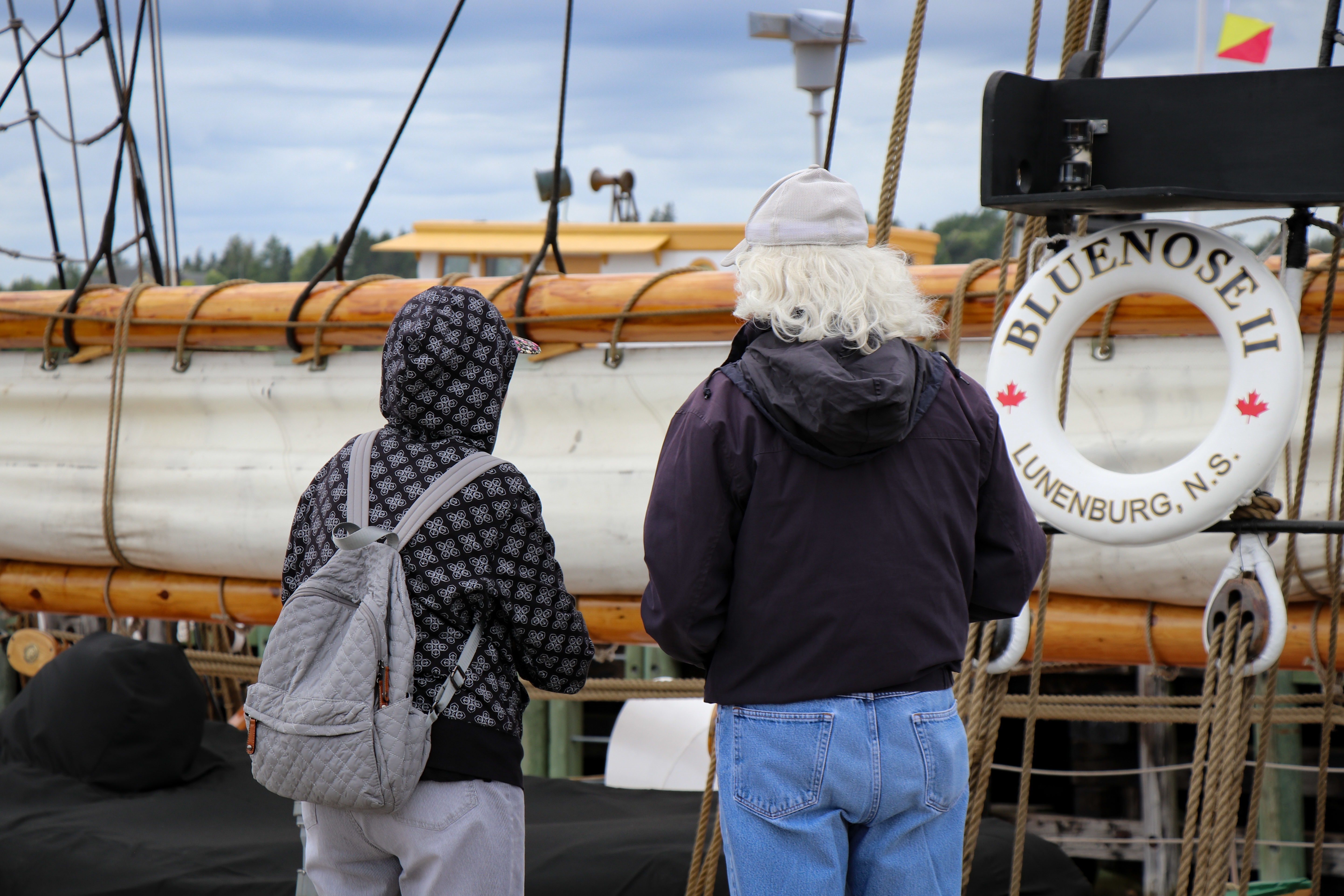 Tourists continue to flock to Lunenburg. (Emma Davie/CBC)