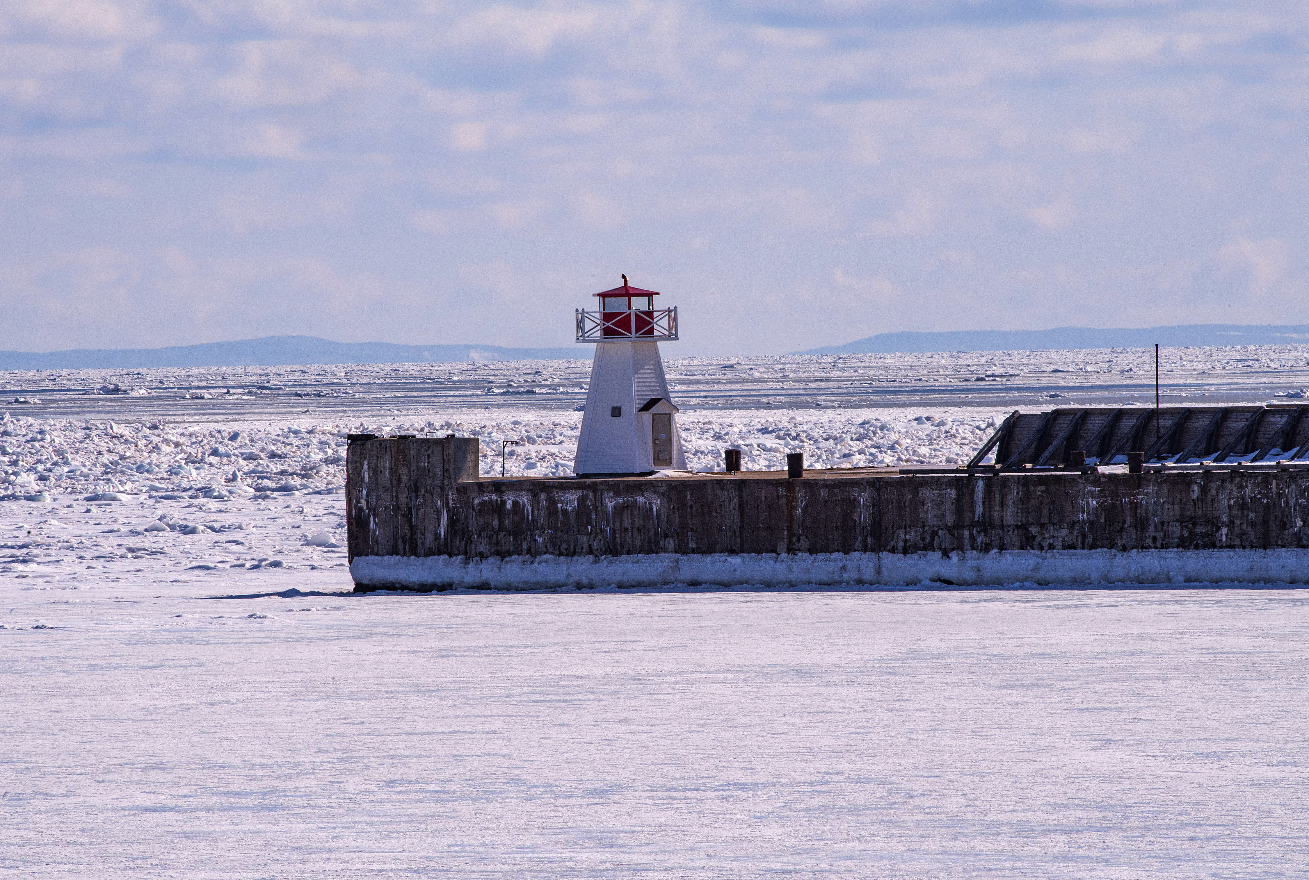 The Port Borden Pier Lighthouse was built in 1925 to guide car ferries. (Brian McInnis/CBC)