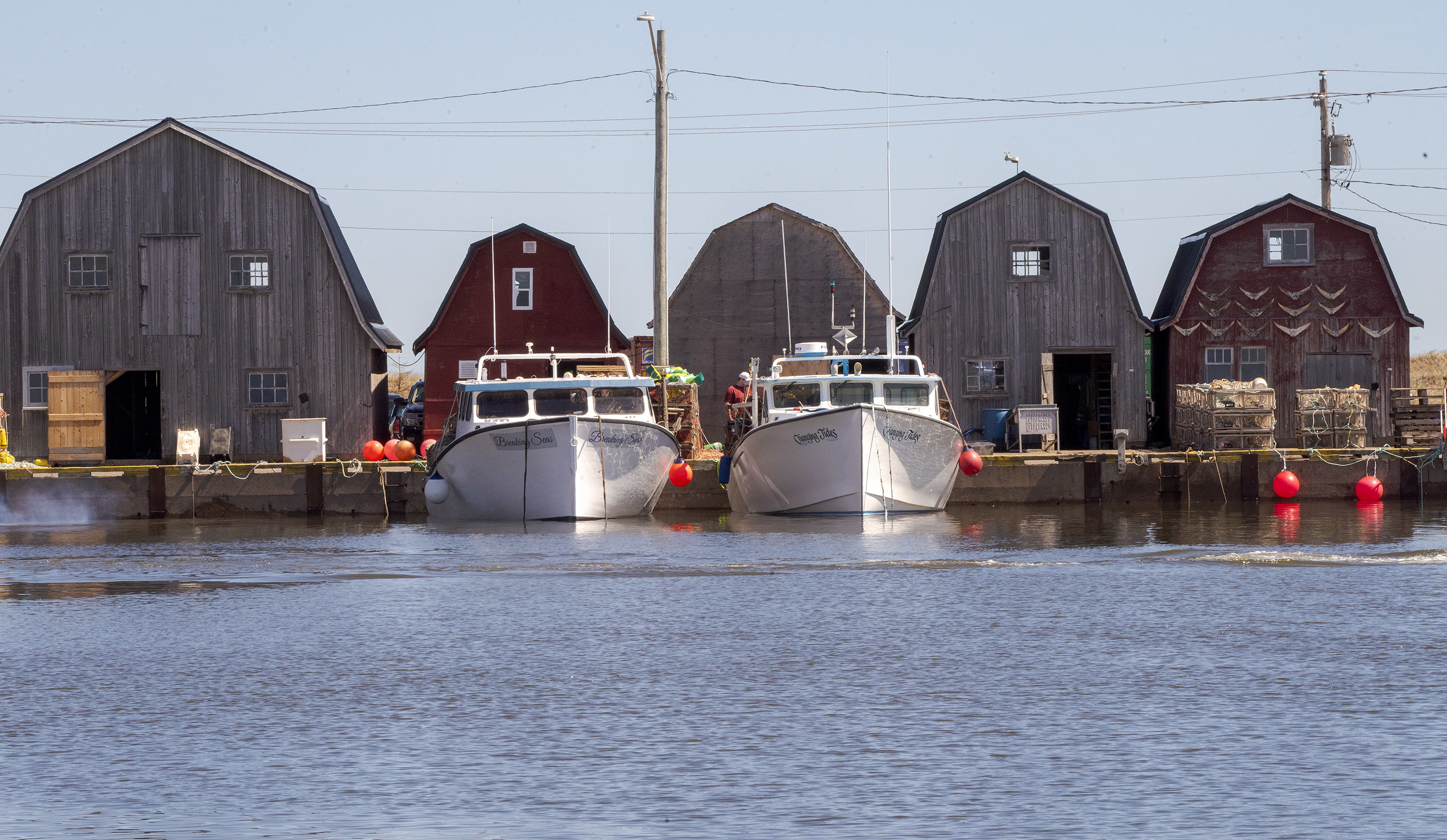 It was a beautiful morning after several days of wind and rain that delayed the opening of the P.E.I. lobster fishery until Tuesday. (Brian McInnis/CBC)