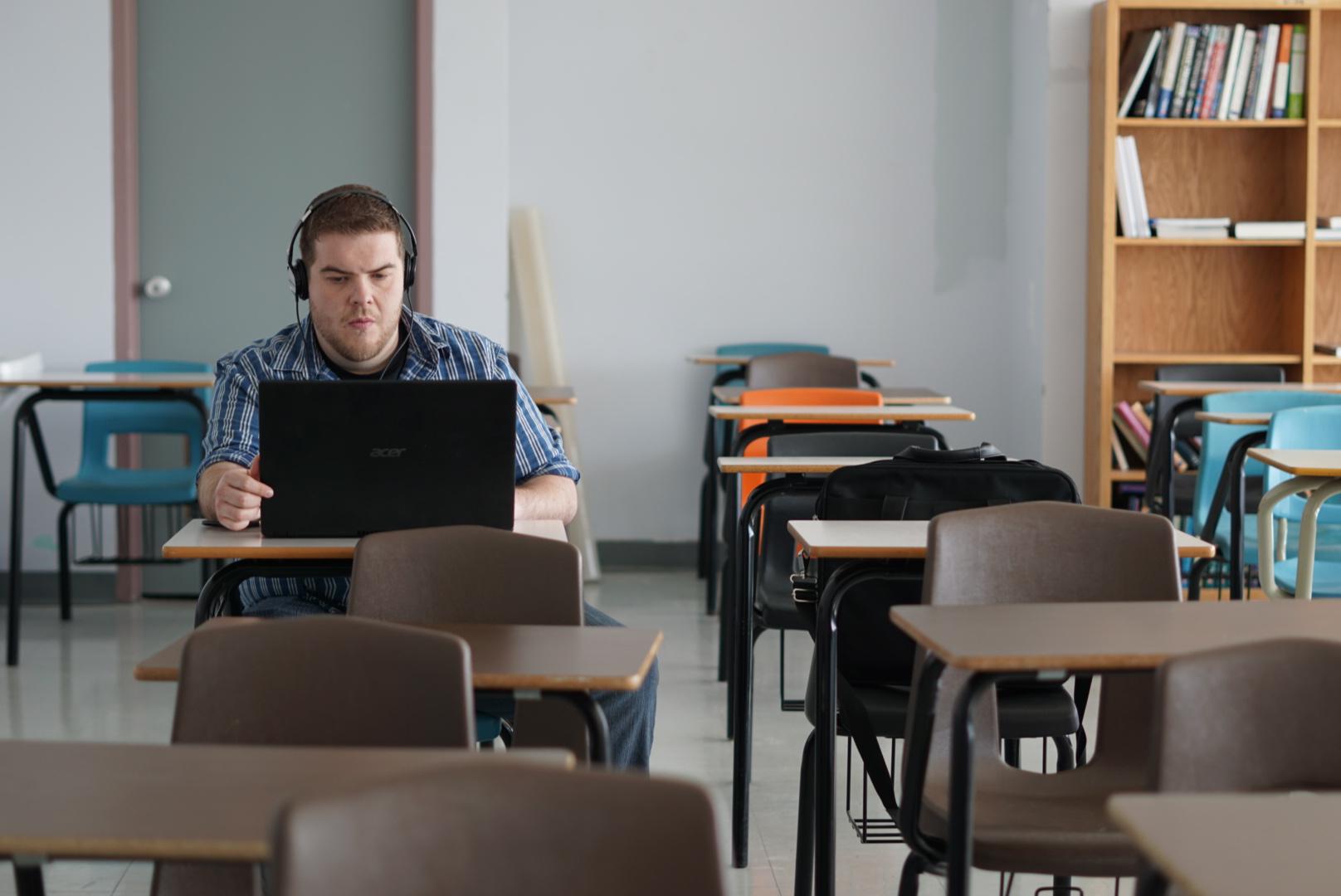 Now enrolled in a journalism program, Stephen Miller says his first foray as a student was not successful. "I decided to switch majors to oxys." (Caroline Hillier/CBC)