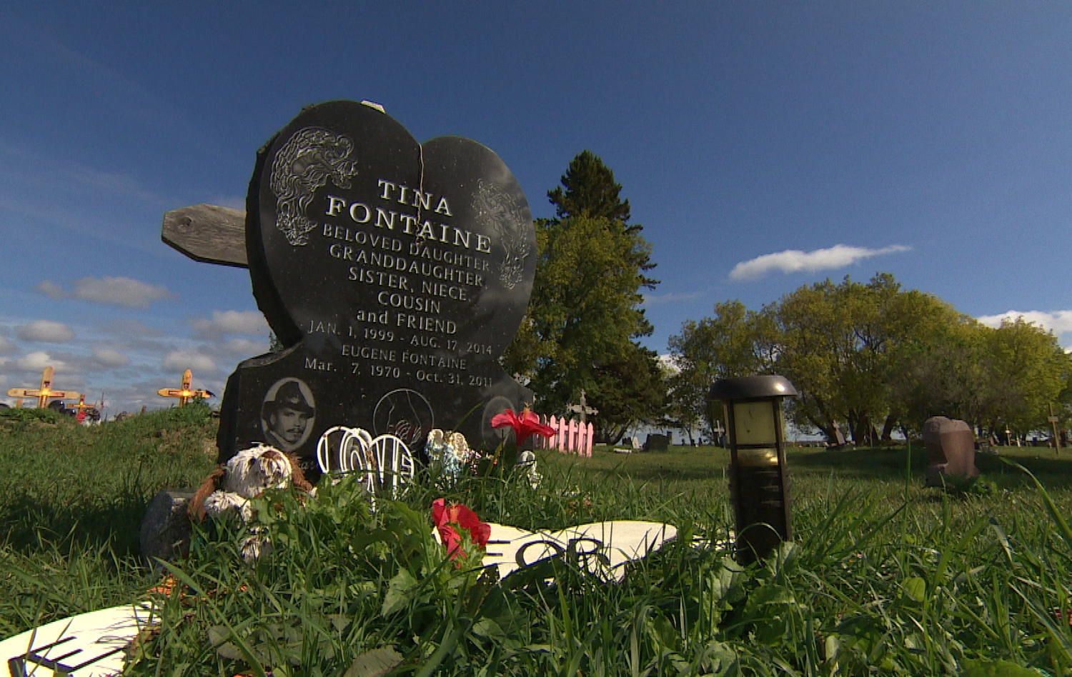 Tina Fontaine's remains lie in the graveyard at Powerview, Man., not far from her father. (Gary Solilak)