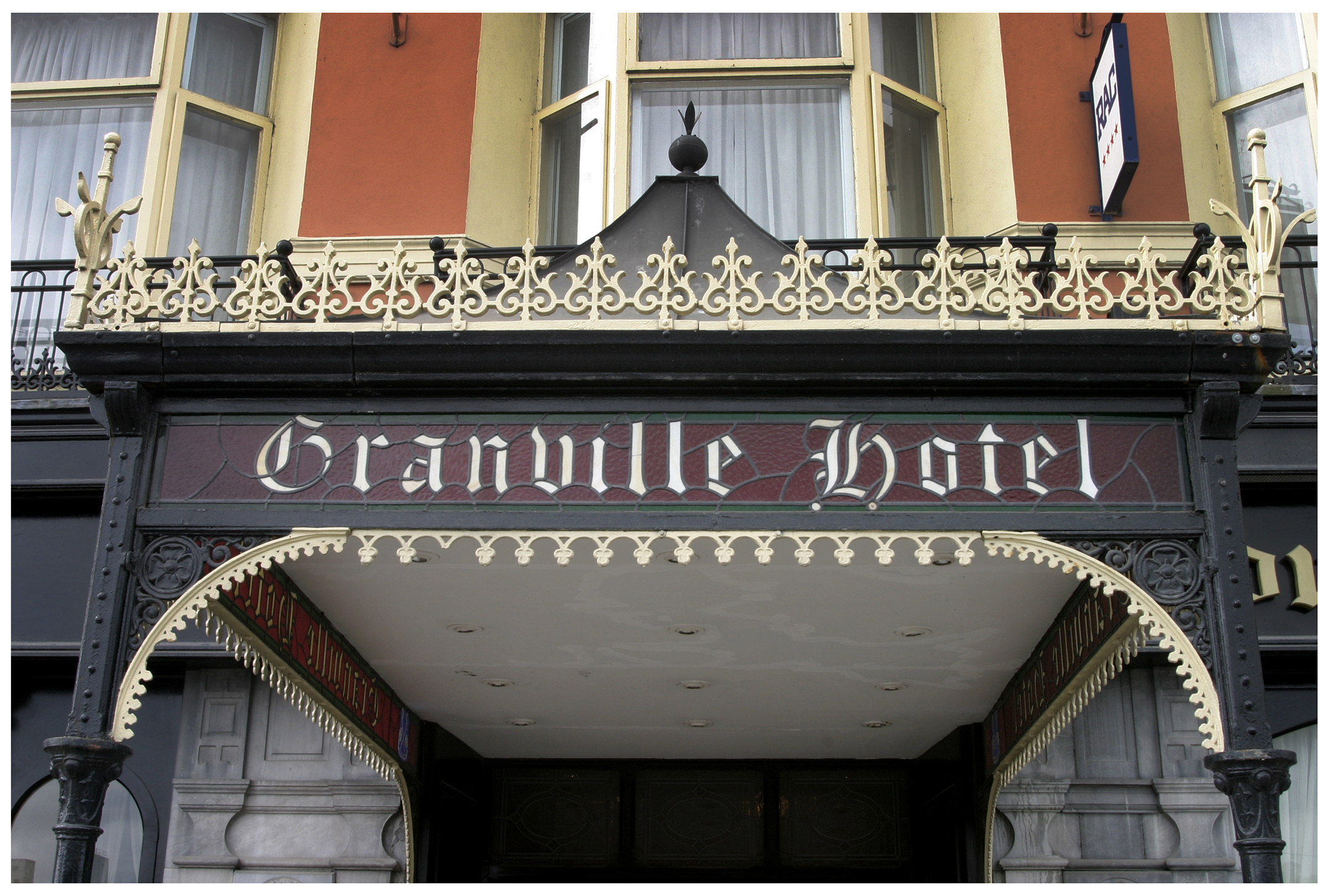 The Granville Hotel remains a prominent part of Waterford's cityscape. 