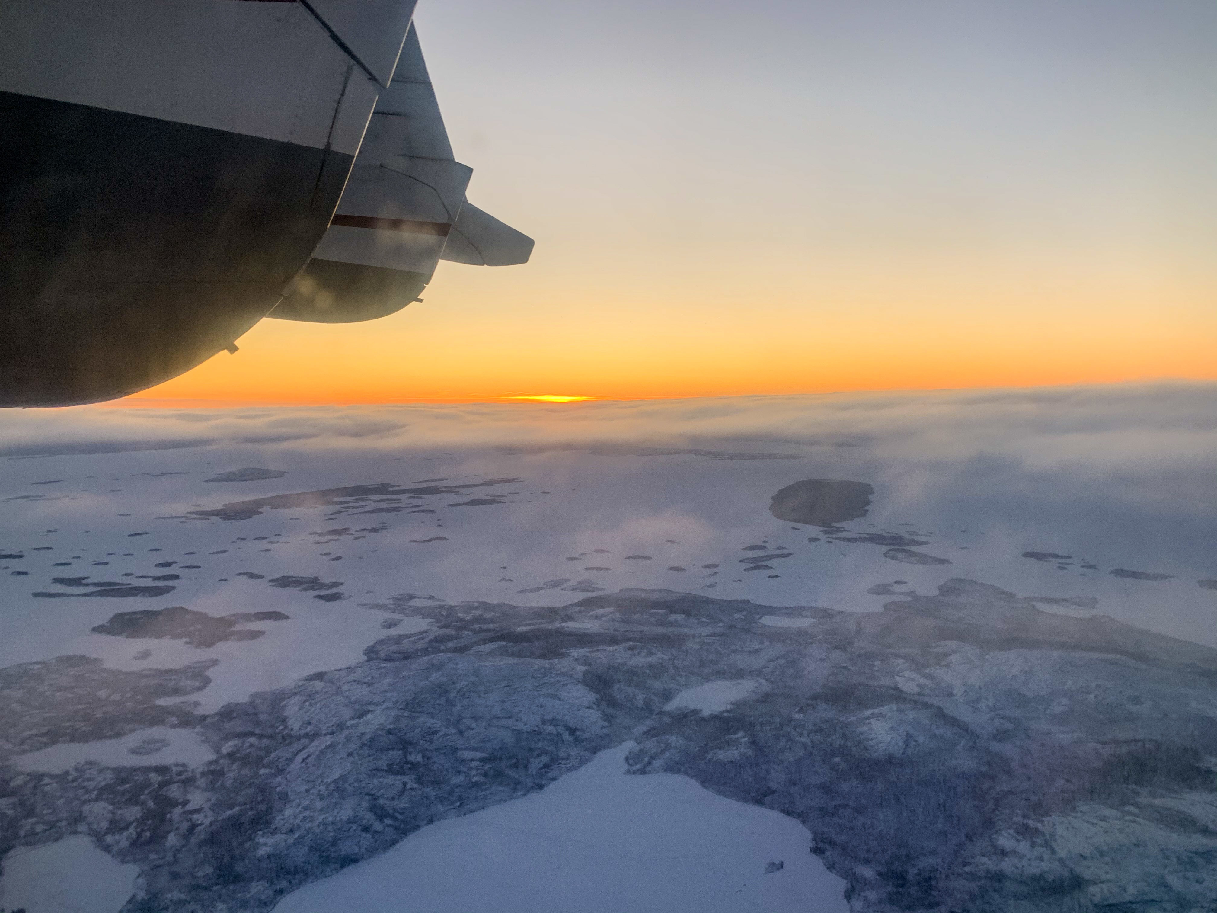 In the air over the Northwest Territories between Yellowknife and Gameti. (Sidney Cohen/CBC)