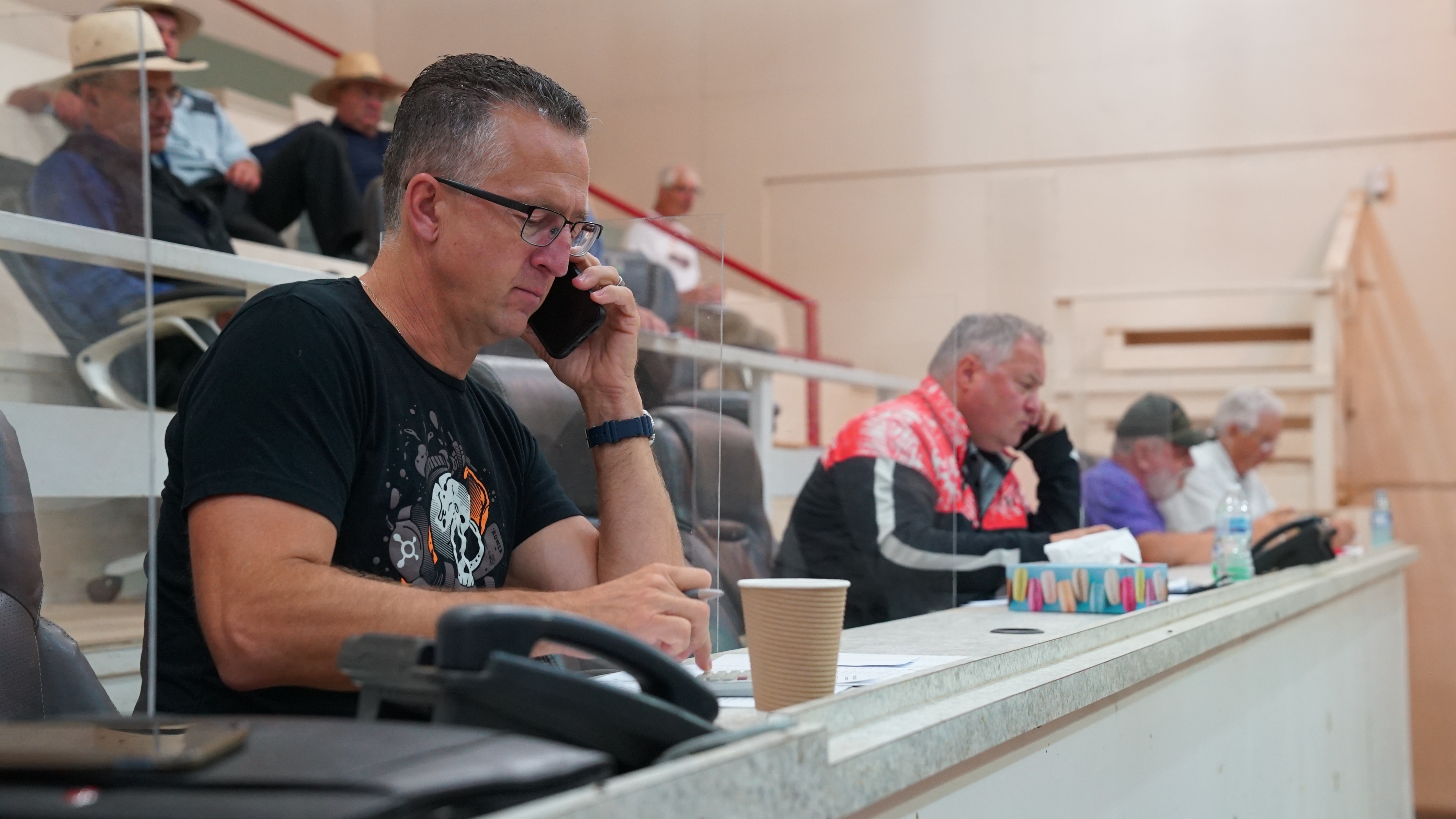 The Aug. 18 auction at Ashern Auction Mart. (Jaison Empson/CBC)