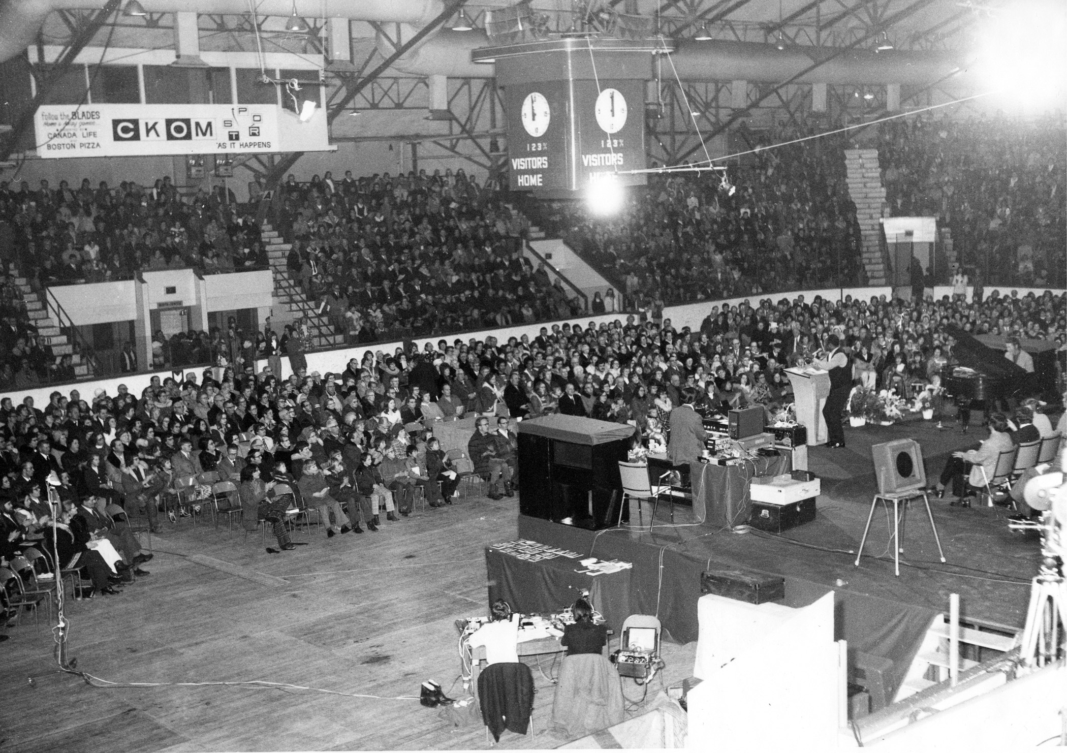 "Crusade of Christ" went the name of TV evangelist Terry Winter's visit to Saskatoon Arena in 1973. (Saskatoon Public Library Local History Room - Photo CP-6744-2) 