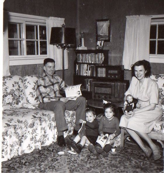 From left, Don McLauchlan, his daugthers Louise and Margaret, and wife Katy-Lou in their Aklavik home. (Submitted by Margaret McLauchlan)