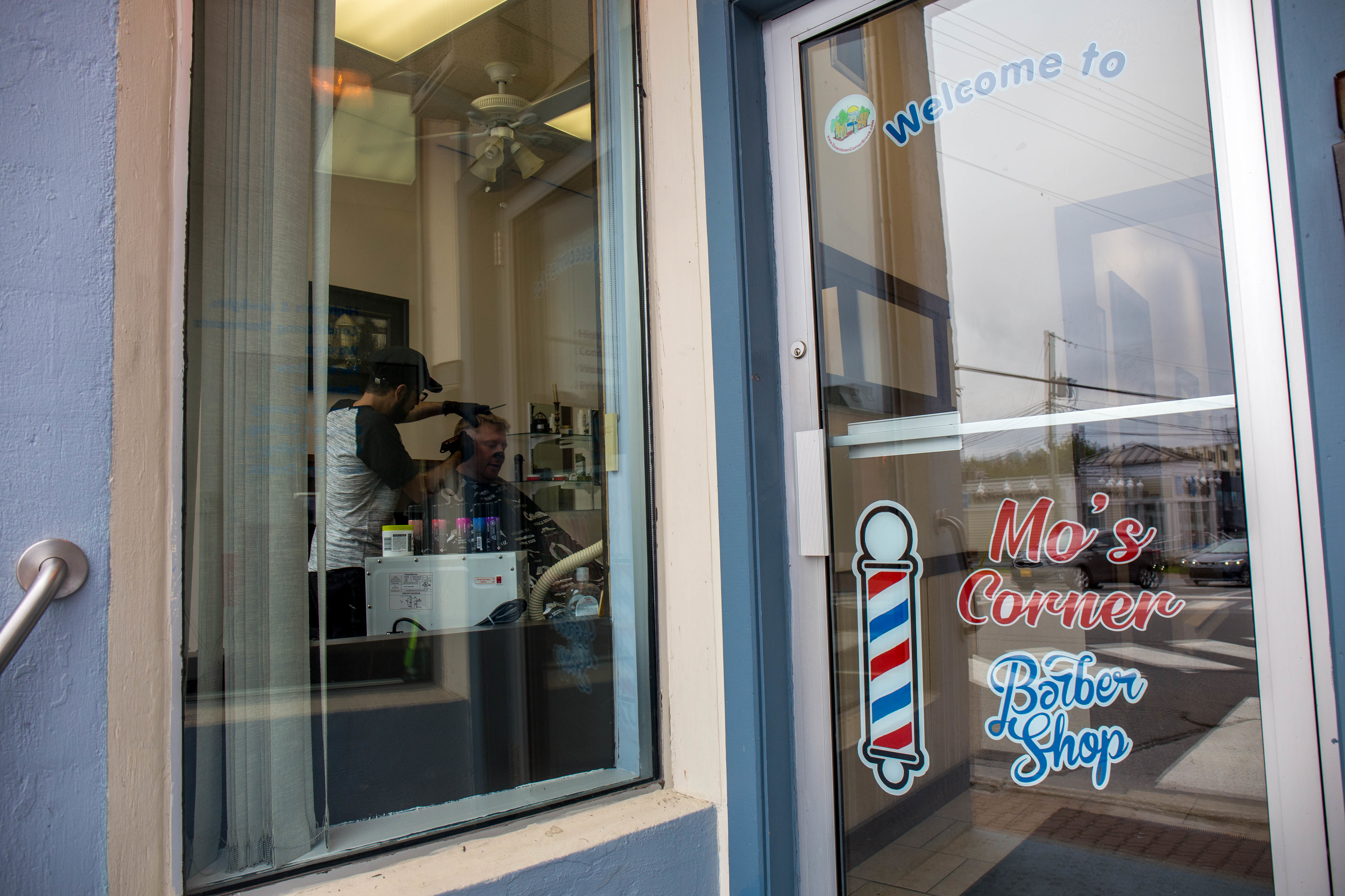 Mo's Corner Barber Shop has already found a customer base in Corner Brook. (Lindsay Bird/CBC)