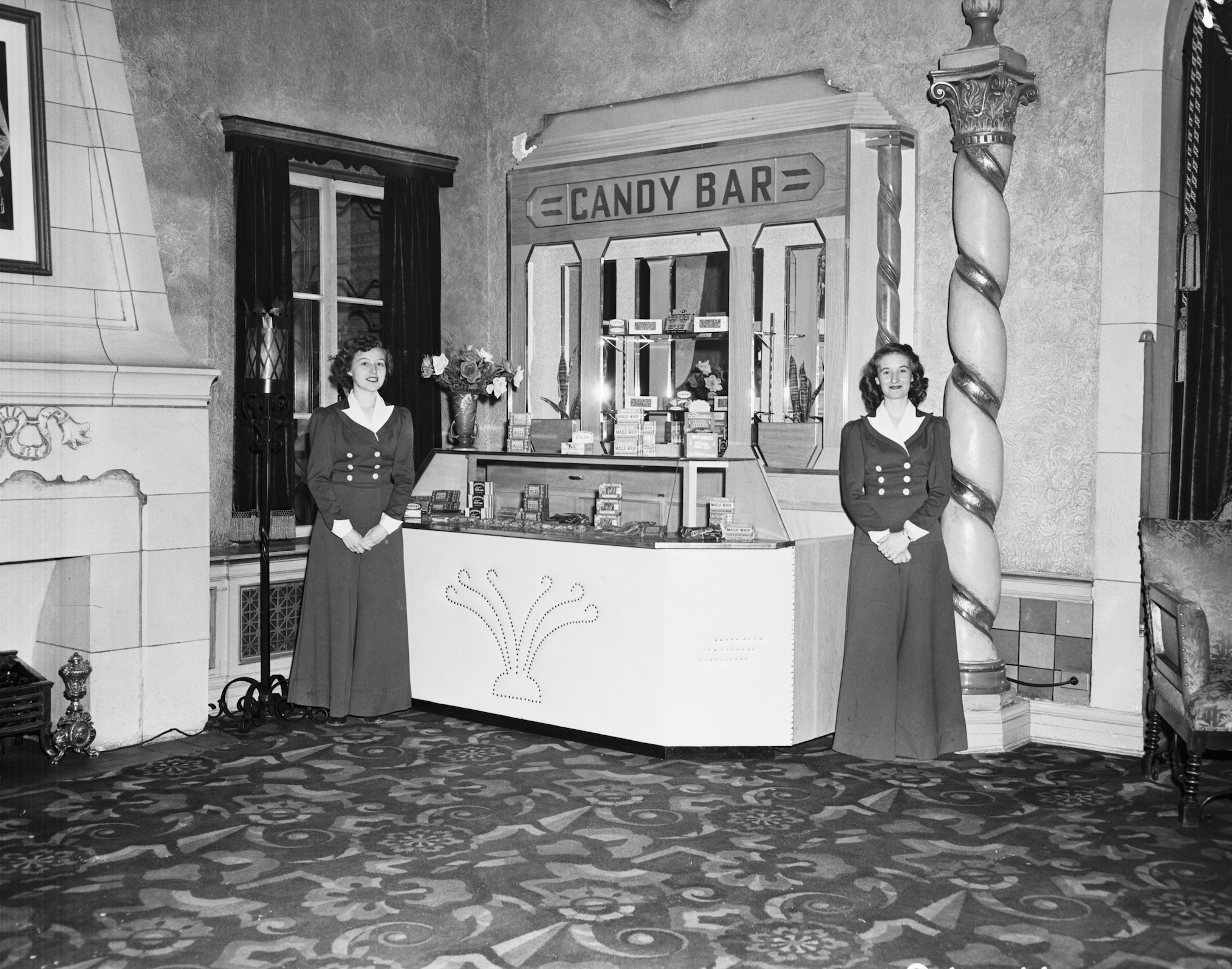 Believe it or not, popcorn was not initially on offer at the concession stand. (Saskatoon Public Library Local History Room; item B-1241)