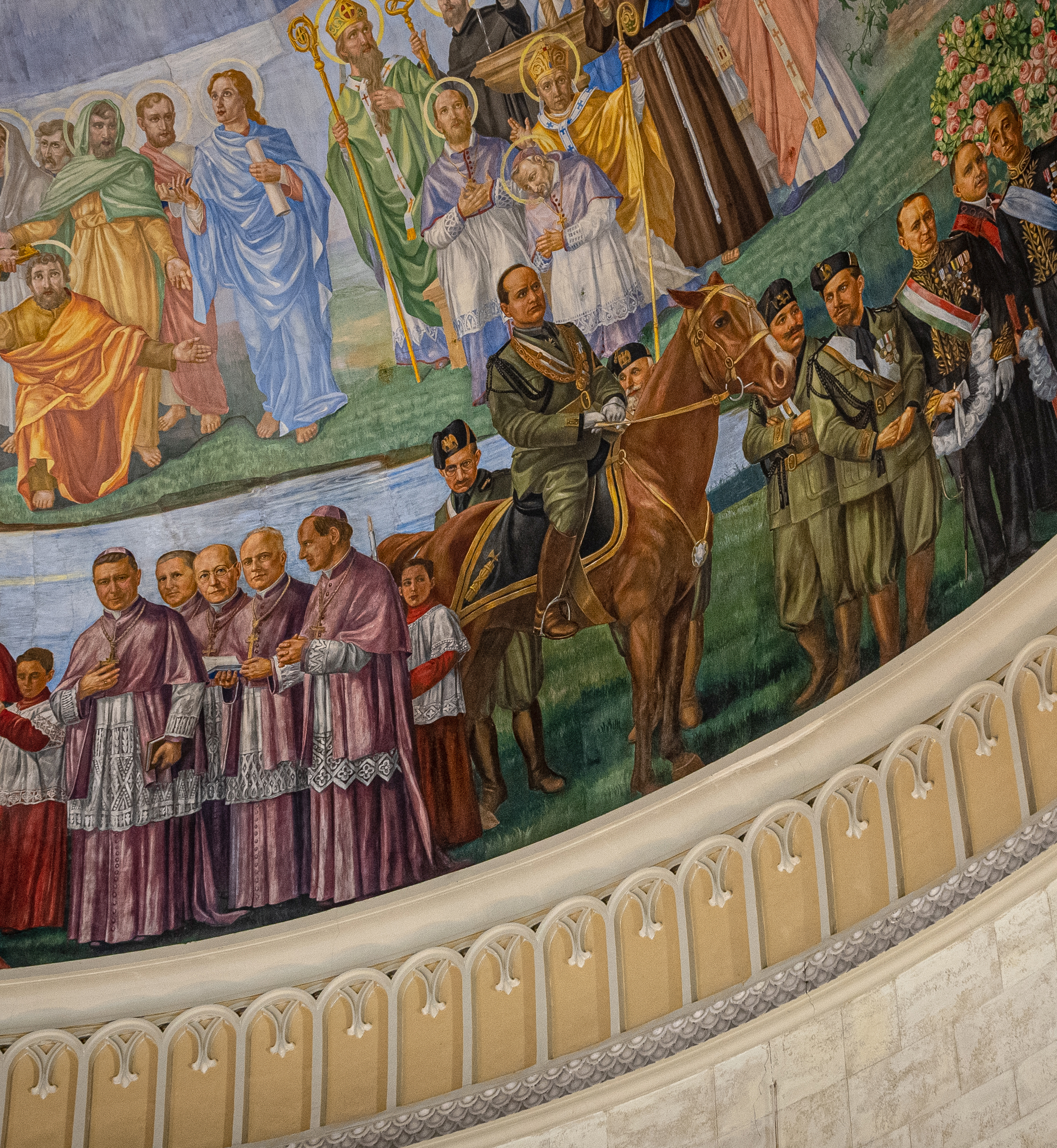 The fresco of former Italian dictator Benito Mussolini, on horseback, by artist Guido Nincheri in Montreal's Église Notre-Dame-de-la-Défense. (Jean-Francois Benoit/CBC)