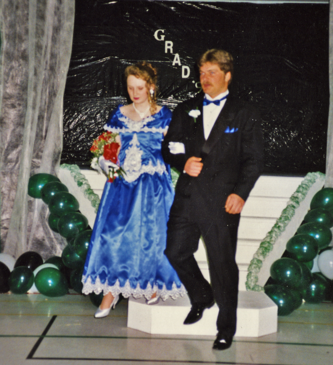 Jennifer Hillier-Penney and Dean Penney were high school sweethearts and had their first daughter, Marina, when Jennifer was 17. (Submitted by Vicki Burden)