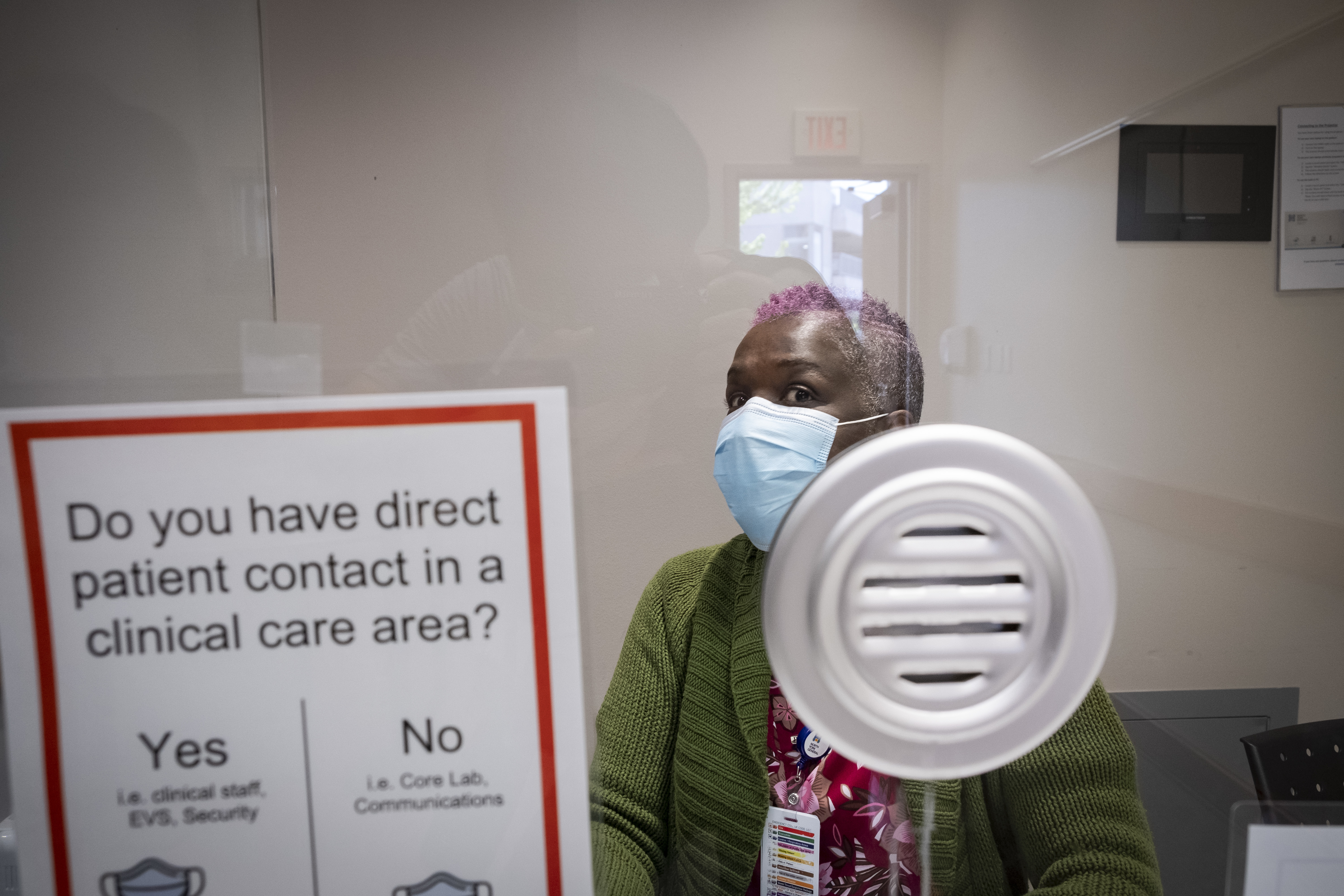 Debbie Gayle screens everyone who comes into the hospital. (Evan Mitsui/CBC)