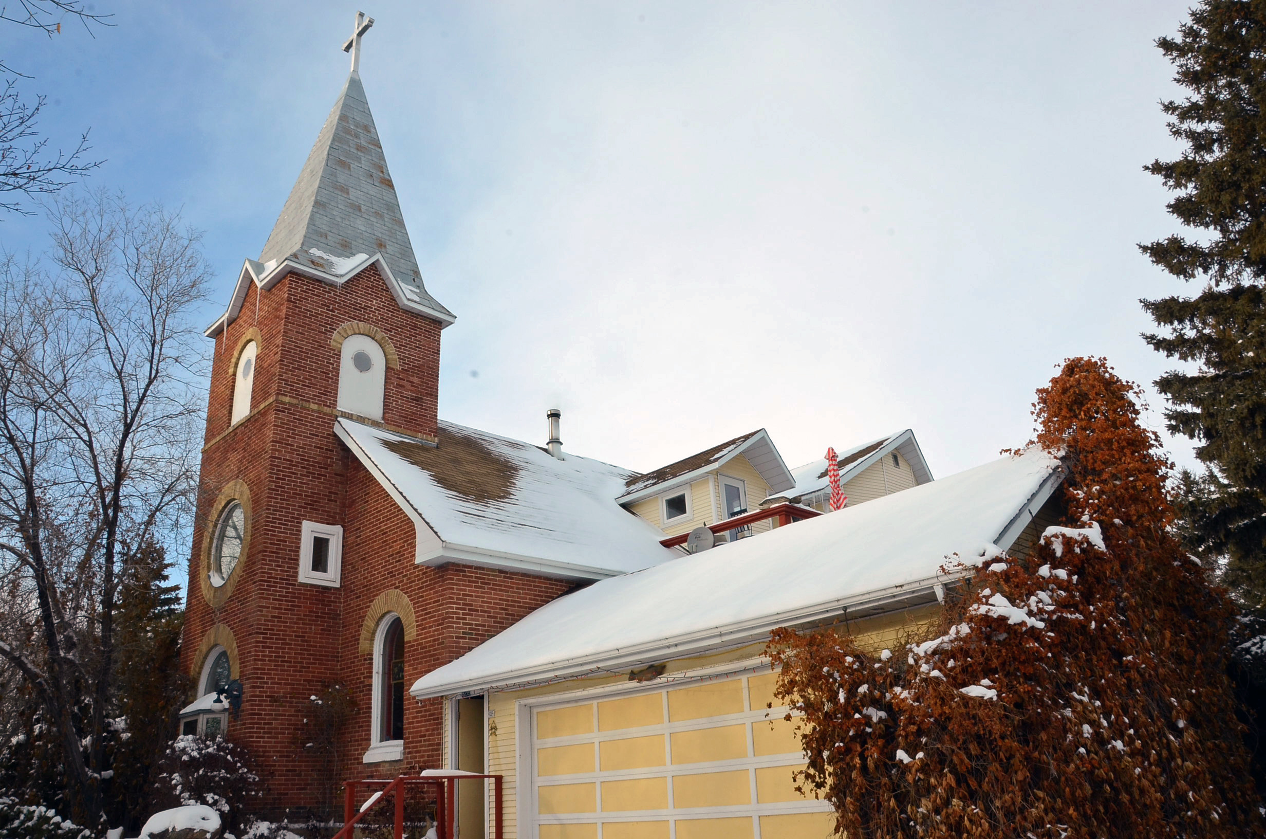 Mel Bolen bought this church in 1974, after it was decommissioned. (Bridget Yard/CBC)