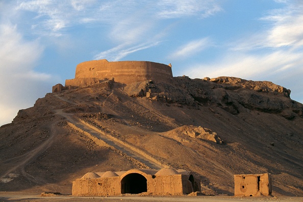 A Tower of Silence and Zoroastrian village near Yazd, Iran. (DeAgostini/Getty Images)