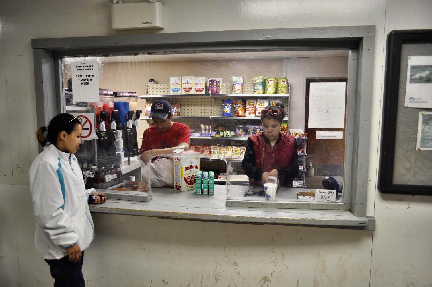 This small shop is the only place for residents to get snacks and supplies at night in Kugluktuk. Many community members say a lack of things to do leads people to alcohol. (Hilary Bird/CBC)